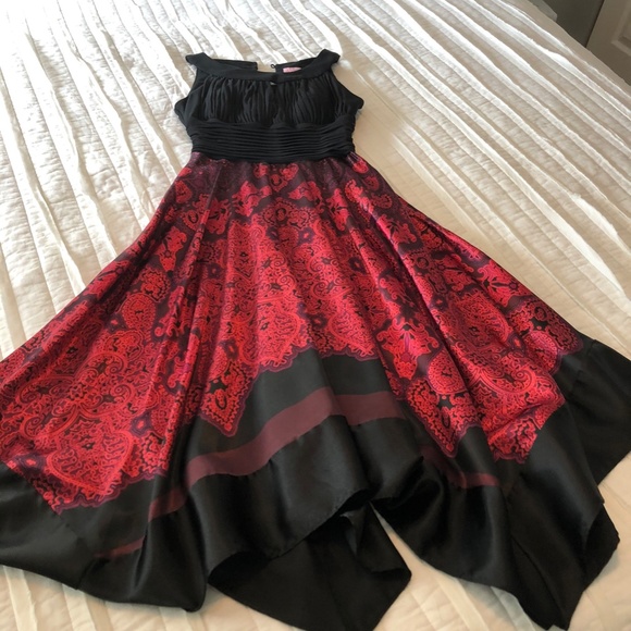 Scarf Dress - Picture 3 of 4